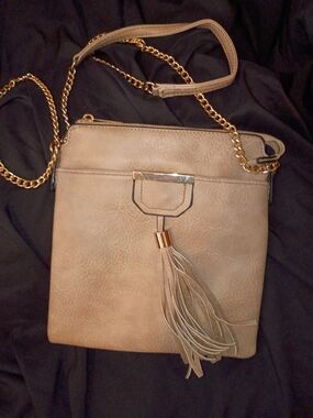 Neutral Beige Tassel Crossbody Bag with Gold Chain Strap